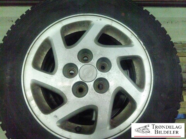 Hjulsett aluminium vinter til Nissan Maxima 1995-2000 (HANKOOK|195/65R15 5X114.3 6JX16 ET40? CB66.1MM|6-7MM MØNSTERDYBDE|PROD:17-18)