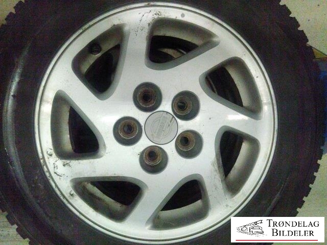 Hjulsett aluminium vinter til Nissan Maxima 1995-2000 (HANKOOK|195/65R15 5X114.3 6JX16 ET40? CB66.1MM|6-7MM MØNSTERDYBDE|PROD:17-18)