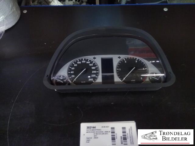 Instrumentpanel til Mercedes B-Klasse, 2008-2011 (Fase 2) (W245) (W245) (A 169 440 10 11)