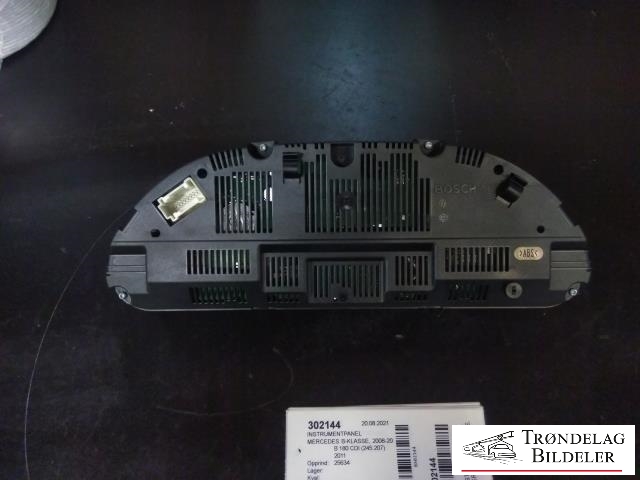 Instrumentpanel til Mercedes B-Klasse 2008-2011 (Fase 2) (W245) (W245) (A 169 440 10 11|A 169 540 86 11|A 169 442 19 21)