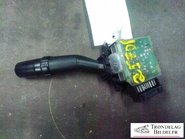 Bryter visker til Toyota Land Cruiser 120 2002-2009 (17A164 LH-2|)
