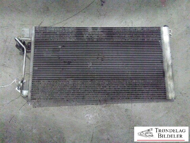 Aircondition radiator til VW Transporter / Caravelle 2003-2009 (Fase 1) (T5) (T5) (KOMO|7H0820411D|)