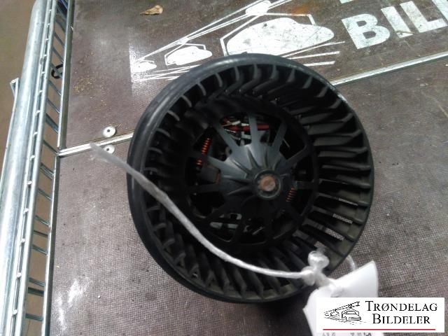 Varmeapparat motor bak til VW Transporter / Caravelle 2003-2009 (Fase 1) (T5) (T5) (VW AG|52496500|7H0819021|)