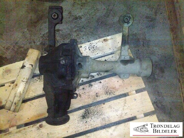 Kardang klokke foran til Toyota Land Cruiser 120, 2002-2009  