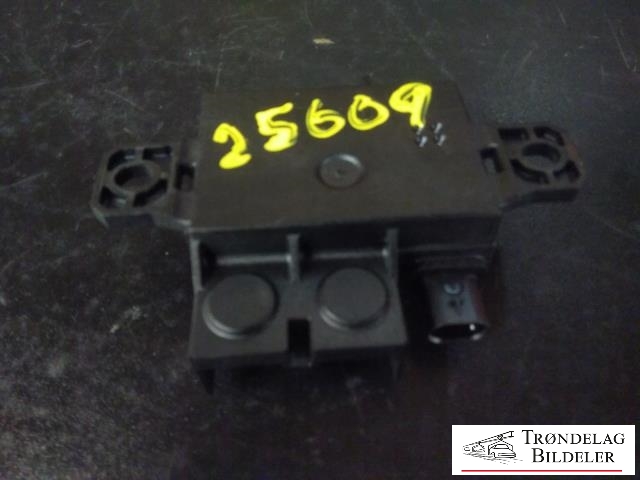 Spenningsregulator til Mercedes C-Klasse 2011-2014 (Fase 2) (W204) (W204) (A 000 982 202 3|1110029|)