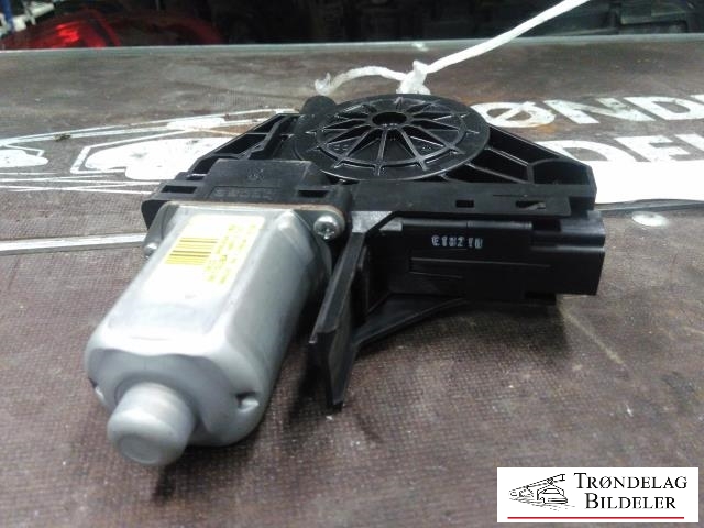 Ruteheis, kun motor, venstre bak til Volvo XC70 2008-2013 (Type II, Fase 1)  (MITSUBA|110622|966264-102|)
