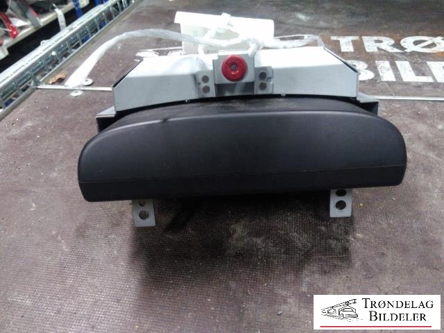 Bilstereo navigasjon skjerm til Volvo V70 2007-2013 (Type III, Fase 1)  (31215502-1|3AF351F DU-Y20|V0351080109545)