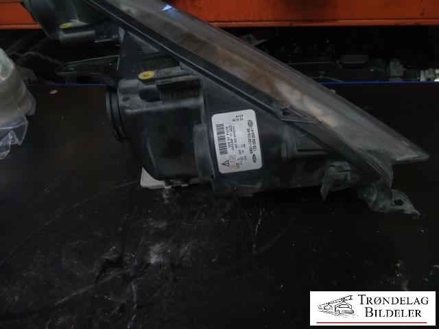 Frontlykt venstre xenon til Ford S-Max 2006-2010 (Type I, Fase 1)  (HELLA|6M21-13D155-AE|1ZS 009 250-41|)