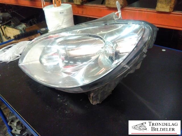 Frontlykt venstre halogen til Mercedes B-Klasse 2008-2011 (Fase 2) (W245) (W245) (AL|A1698207761|301247201|)