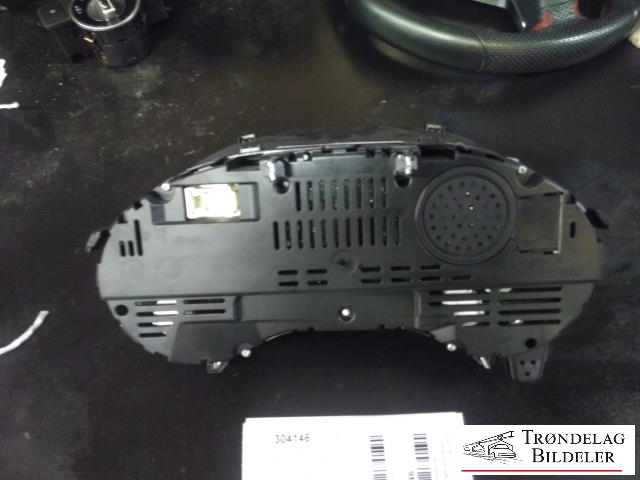 Instrumentpanel til Mercedes CLA 2013-2019 (C117) (C117) (A 117 900 83 00|0 263 697 042|)