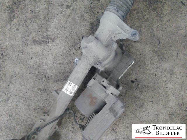 Tannstang elektrisk til Mercedes CLA 2013-2019 (C117) (C117) (A2464600701|A2464602101|)