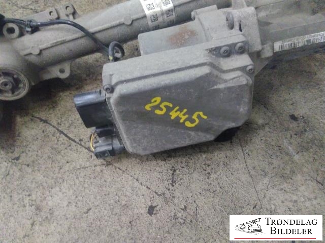 Tannstang elektrisk til Mercedes CLA 2013-2019 (C117) (C117) (A2464600701|A2464602101|)