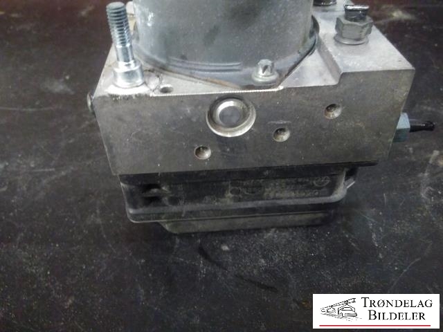 ABS sentral til Audi A6 2008-2011 (Type III, Fase 2) (C6) (C6) (4F0 910 517 AK 006|4F0 614 517 AT03|)