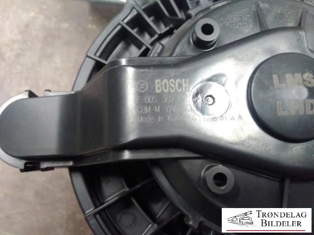Varmeapparat motor til Tesla Model S 2013-2016 (Fase 1)  (BOSCH|F00S3B2441|141128033818|)