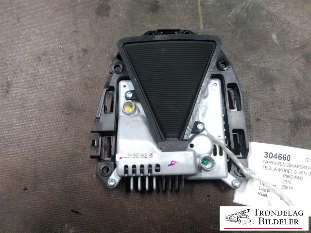 Parkeringskamera foran til Tesla Model S, 2013-2016 (Fase 1)  (1038482-99-H)