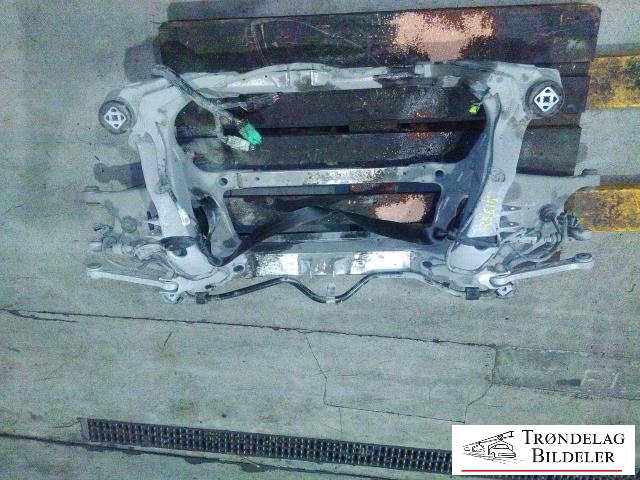 Travers bak til Tesla Model S, 2013-2016 (Fase 1)  