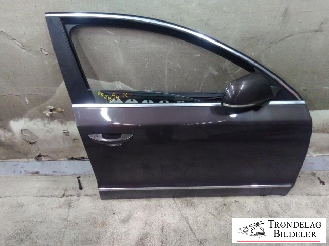 Dør høyre foran til Škoda Superb 2008-2015 (Type II) (3T0 831 056|)