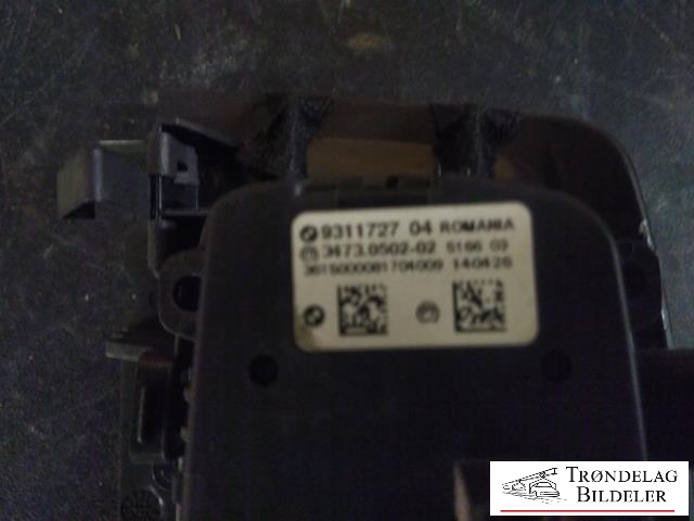 Bryter lys til BMW X5 2013-2018 (F15) (F15) (BMW|9311727 04|3473.0502-02|)
