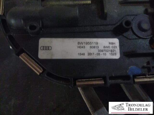 Viskermotor frontrute komplett m/overføring til Audi A4 2015-2019 (Type V, Fase 1) (B9) (B9) (BOSCH|1 397 220 692|8W1955119|)