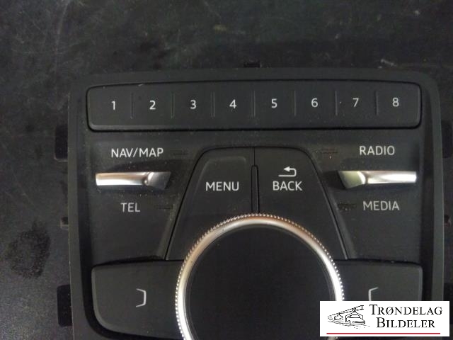Bilstereo navigasjon betjeningspanel til Audi A4 2015-2019 (Type V, Fase 1) (B9) (B9) (8W0 919 614 N|)