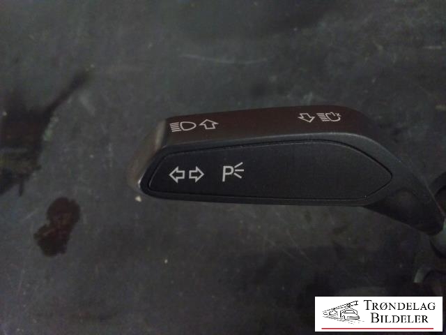 Bryter combi til Audi A4 2015-2019 (Type V, Fase 1) (B9) (B9) (AUDI|4M0 907 129 HD|10112742-05|)