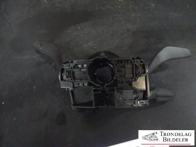 Bryter combi til Audi A4 2015-2019 (Type V, Fase 1) (B9) (B9) (AUDI|4M0 907 129 HD|10112742-05|)