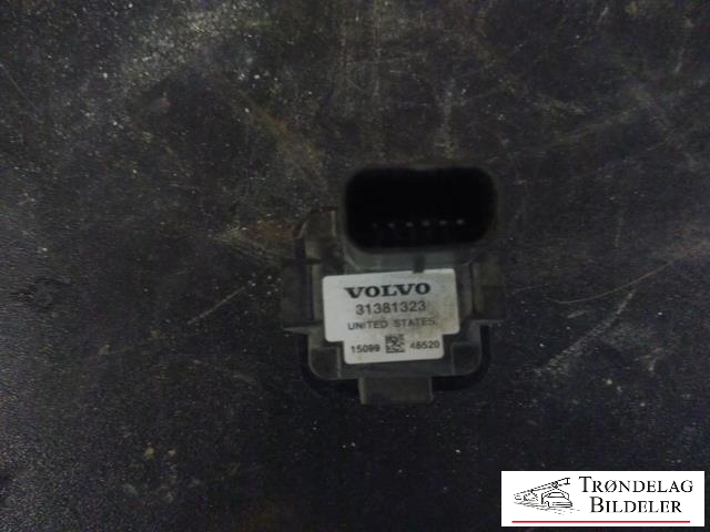 Parkeringskamera bak til Volvo V40 2012-2019  (VOLVO|31381323|)