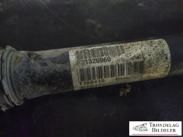 Drivaksel venstre foran, diesel/manuell til Volvo V40 2012-2019 (VOLVO|P31325960|T150418|)