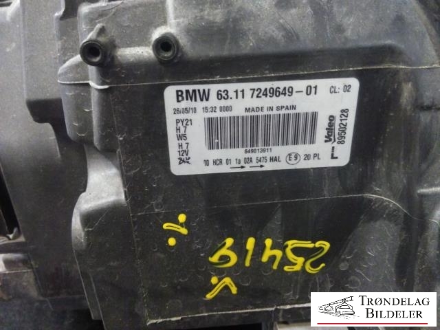Frontlykt venstre halogen til BMW 1-Serie 2004-2011 (E81/E82/E87/E88) (E81/E82/E87/E88) (BMW|63 11 7 249 649|89502128|)