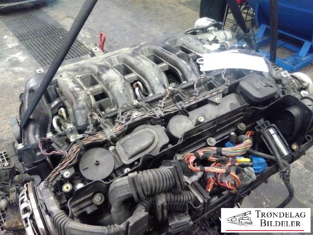 Motor diesel til BMW 5-Serie 2003-2010 (E60/E61) (E60/E61) (M57-TUD25|11 00 7 789 800|)