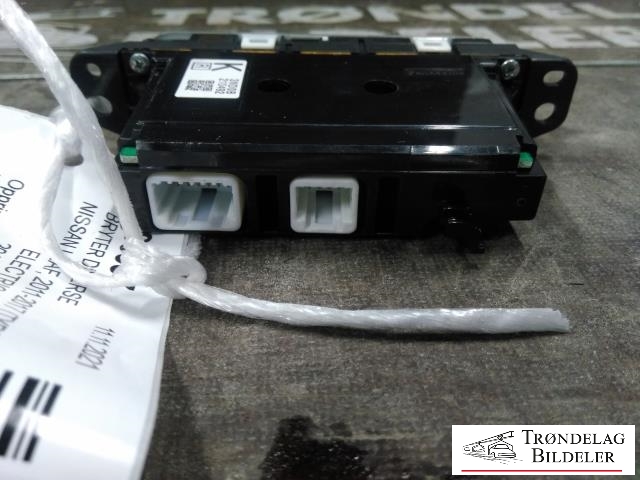 Bilstereo betjeningspanel til Nissan Leaf 2011-2017 (Type I)  (28395-3ND0B|)
