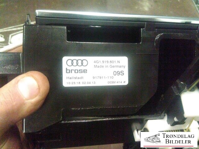 Bilstereo navigasjon skjerm til Audi A6, Allroad 2012-2014 (Type III, Fase 1) (C7) (C7) (BROSA|4G1 919 601 N|917911-110|)