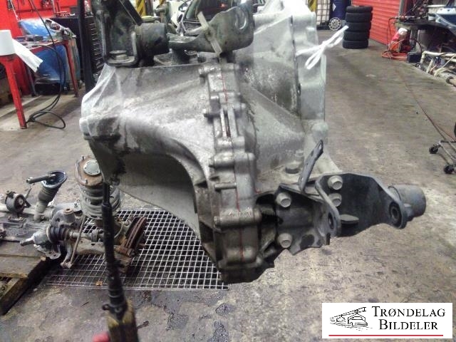 Girkasse manuell 6-trinn til Toyota Avensis 2009-2015 (Type III, Fase 1)  (30300-20A30|)