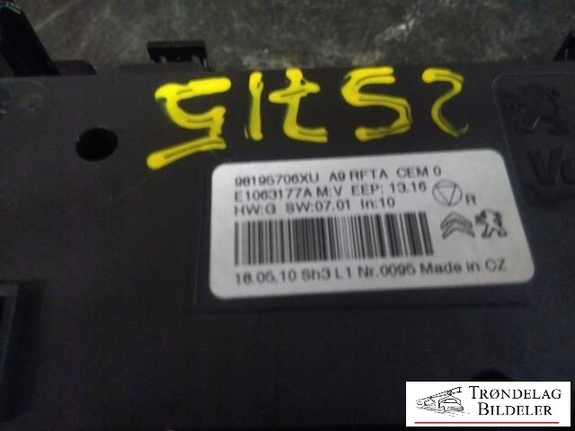 Varmeapparat betjening til Peugeot 2008 2013-2019 (Type I) (98195706XU|E1063177A|)