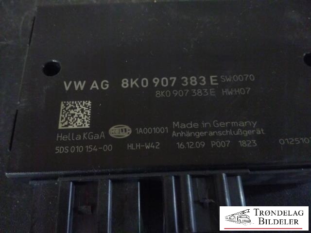 Styreenhet hengerfeste til Audi A5 2007-2016 (Type I)  (HELLA|8K0 907 383 E|)
