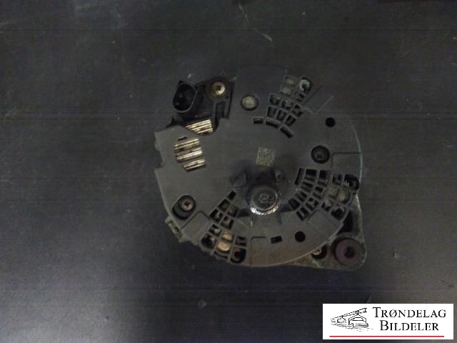 Dynamo til Mercedes CLA 2013-2019 (C117) (C117) (BOSCH|A 000 906 19 03|0 125 711 030|)