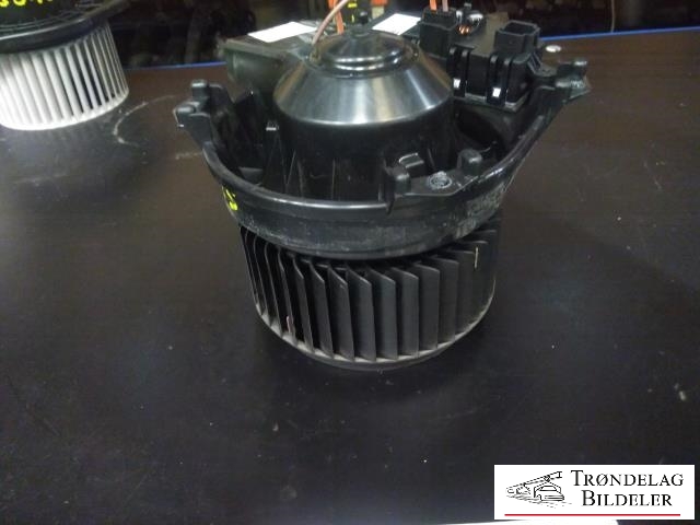Varmeapparat motor til Mercedes CLA 2013-2019 (C117) (C117) (DENSO|A 246 906 42 00|CZ116390-0754|A 246 906 41 00)