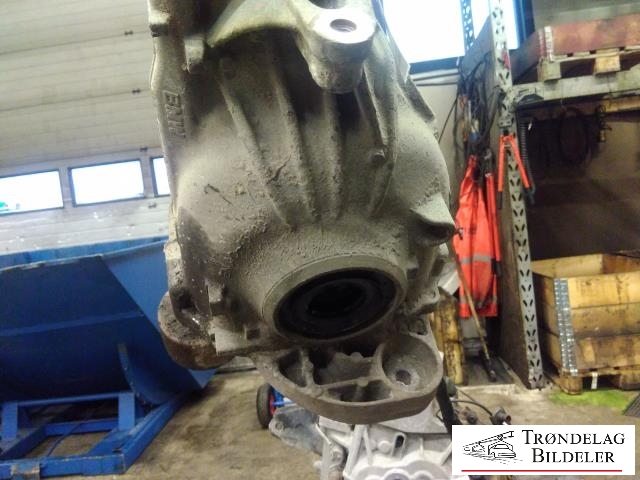 Kardang klokke bak til BMW 5-Serie 2010-2017 (F10/F11) (F10/F11) (7584448 06|)