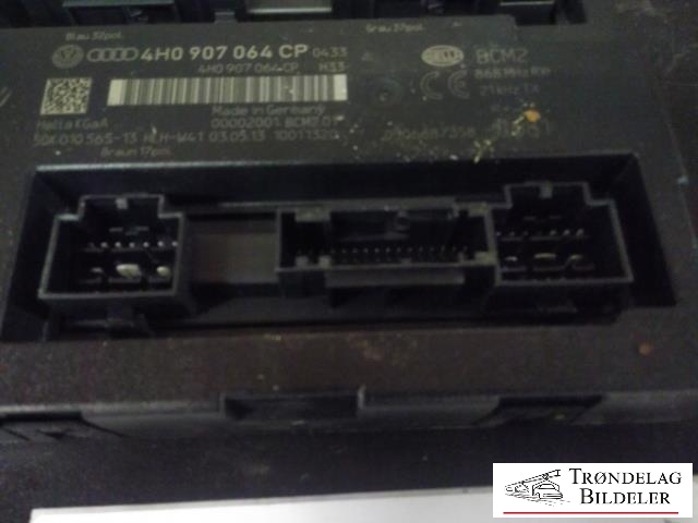 Styreenhet comfort (BCM) til Audi A6 2011-2014 (Type IV, Fase 1) (C7) (C7) (HELLA|4H0 907 064 CP|5DK 010 565-13|)