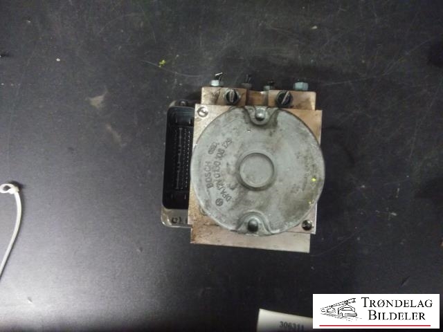 ABS sentral til Audi A6 2011-2014 (Type IV, Fase 1) (C7) (C7) (4G0 907 379 M|4G0 614 517 AB|)