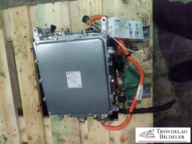 Batterilader (OBC - On Board Charger) til Mitsubishi Outlander, 2015-->> (Type III, Fase 2) (W005T70272)