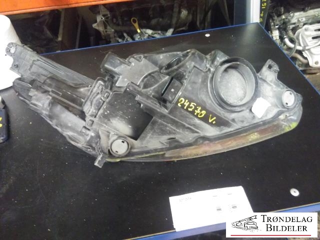 Frontlykt venstre halogen til Ford C-Max 2010-2015 (Type II, Fase 1)  (VALEO|1787130|AM51-13W030-AF|)