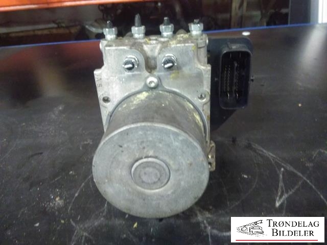 ABS sentral til Toyota RAV4 2013-2015 (Type IV, Fase 1) (4405042702|)