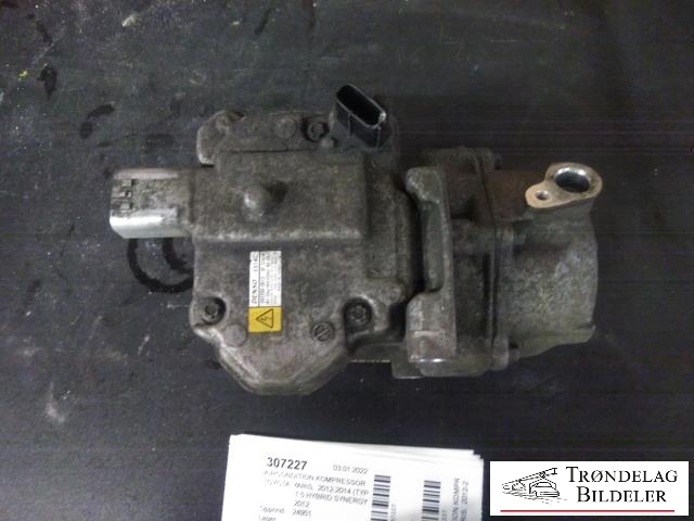 Aircondition kompressor til Toyota Yaris 2012-2014 (Type III, Fase 1) (DENSO|042200-0513|)