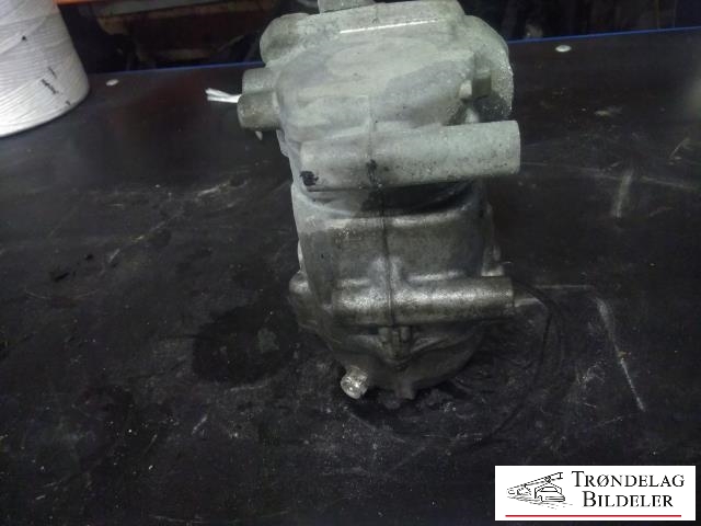Aircondition kompressor hybrid til Toyota Yaris 2012-2014 (Type III, Fase 1) (DENSO|042200-1040|)