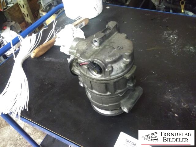 Aircondition kompressor til Mercedes E-Klasse 2002-2006 (Fase 1) (W211) (W211) (DENSO|447220--9051|A 001 230 08 11|A 001 230 14 11)