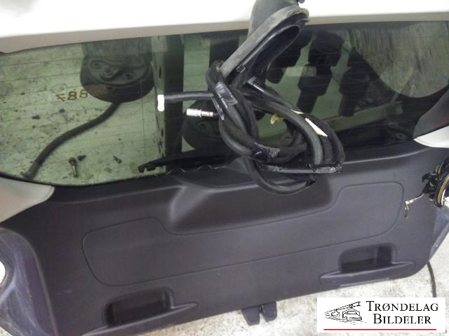 Bakluke til Ford Focus 2014-2018 (Type III, Fase 2)  (1838957|PBM51-A40410-AE|)