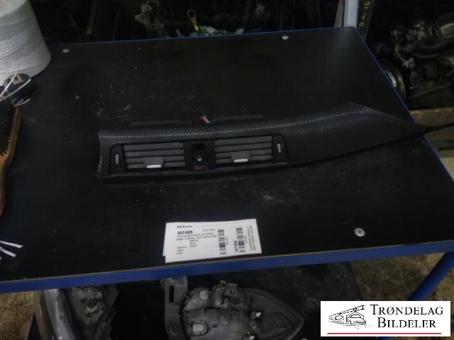 Dashbord friskluftdyse til BMW 3-Serie, 2012-2018 (F30/F31/F34) (F30/F31/F34) (BMW|927552-15)