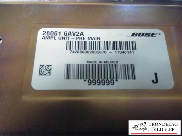 Bilstereo forsterker til Nissan GT-R 2009-->> (BOSE|29061 6AV2A|)