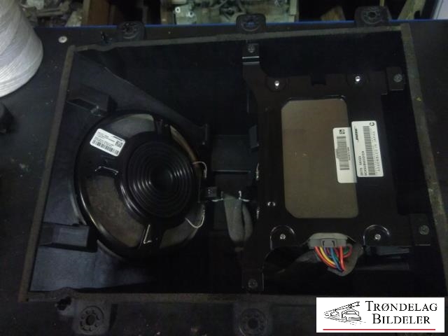 Bilstereo sub-woofer til Nissan GT-R 2009-->> (28170 6AV2A|349126-0020|)